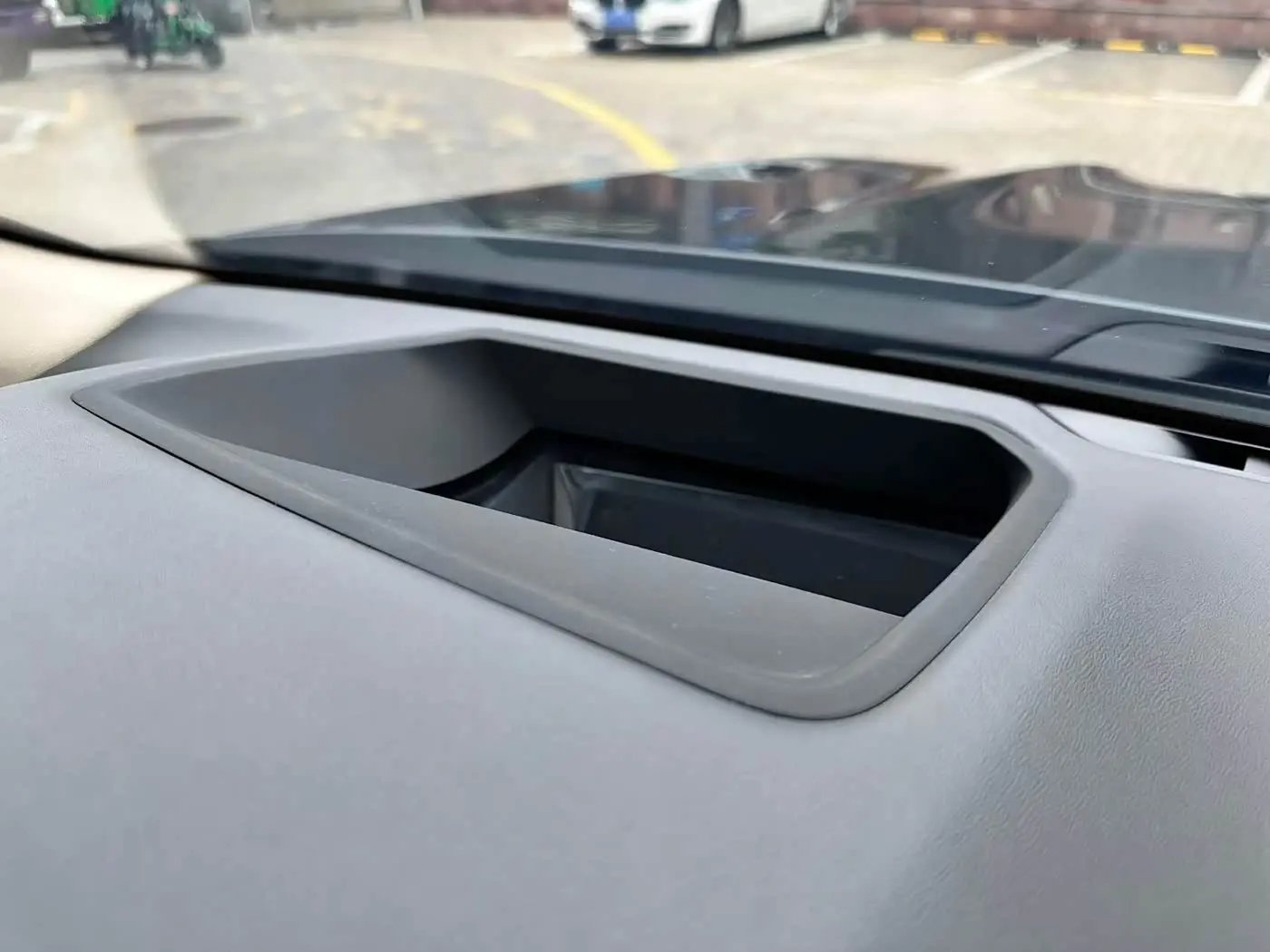 BMW 7 Series 2016 — Photo 13/20