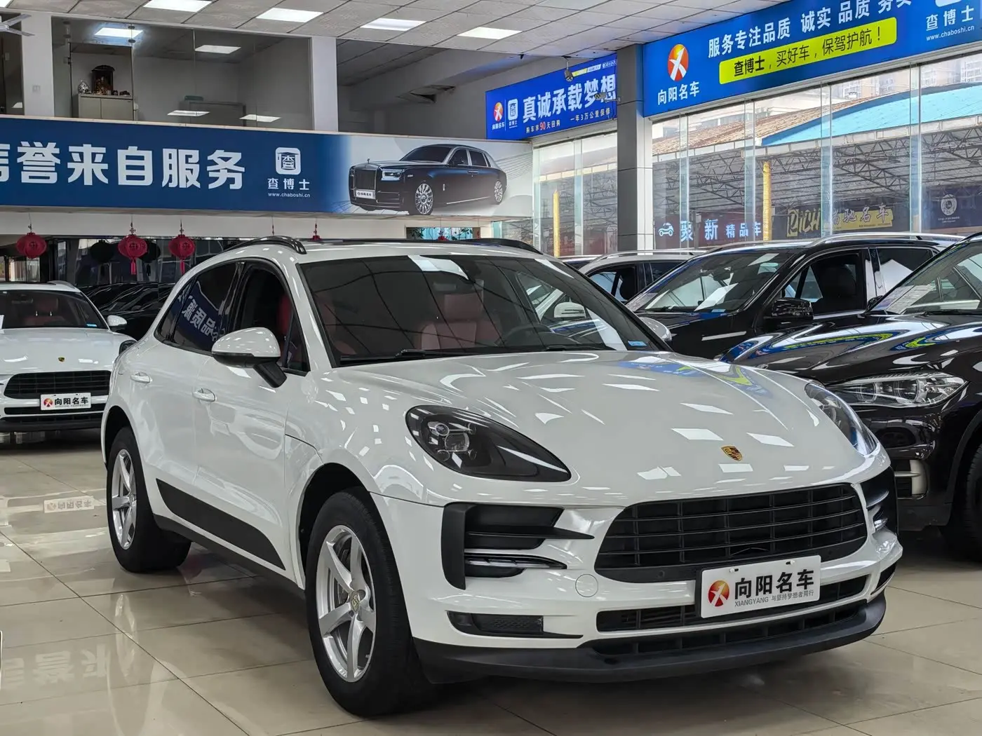 Porsche Macan 2021 — Фото 3/15