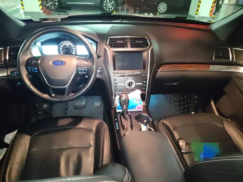 Ford Explorer 2019 — Şəkil 13/20