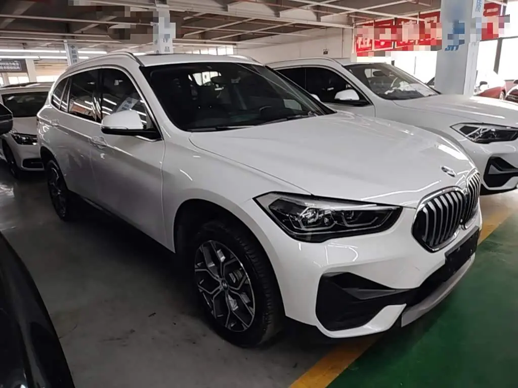BMW X1 2021 — Фото 3/19