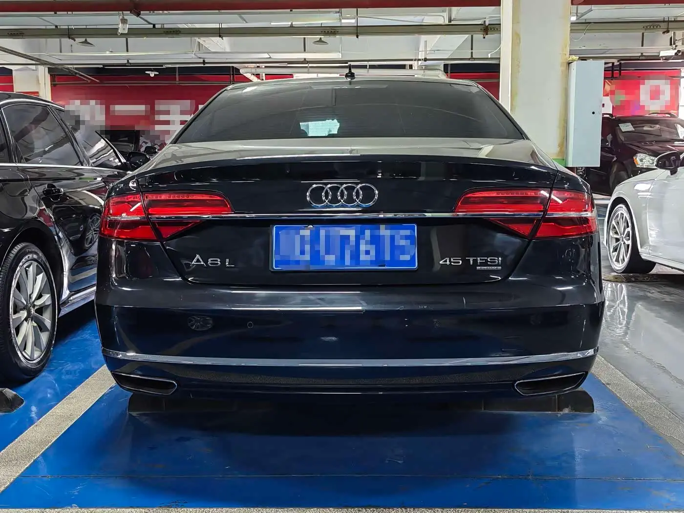 Audi A8 2016 — Photo 17/18