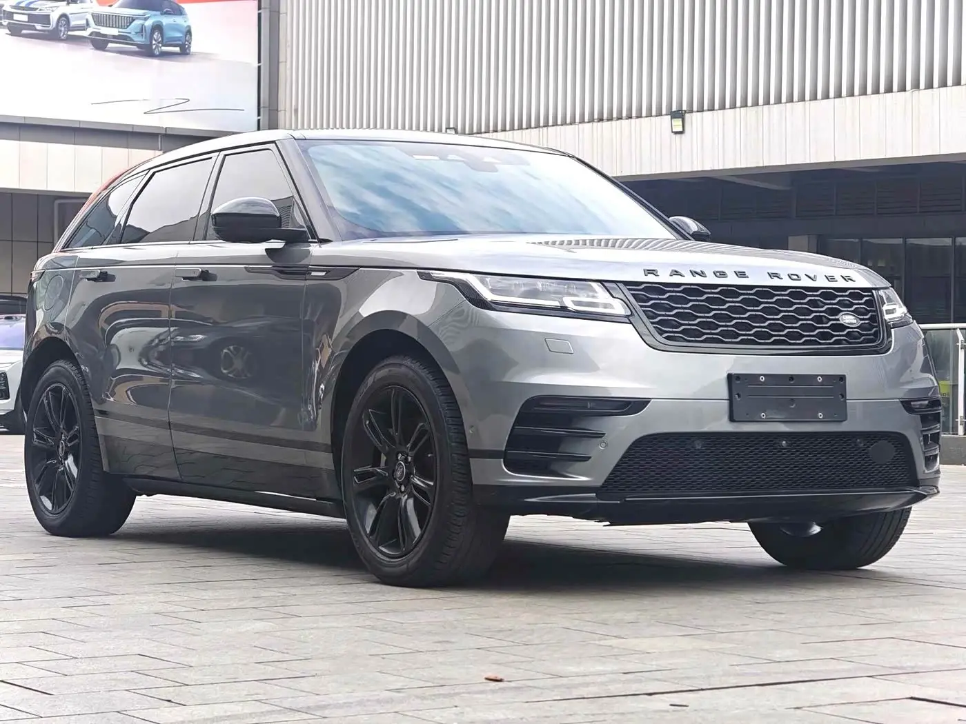 Land Rover Range Rover Velar 2021 — Photo 3/14