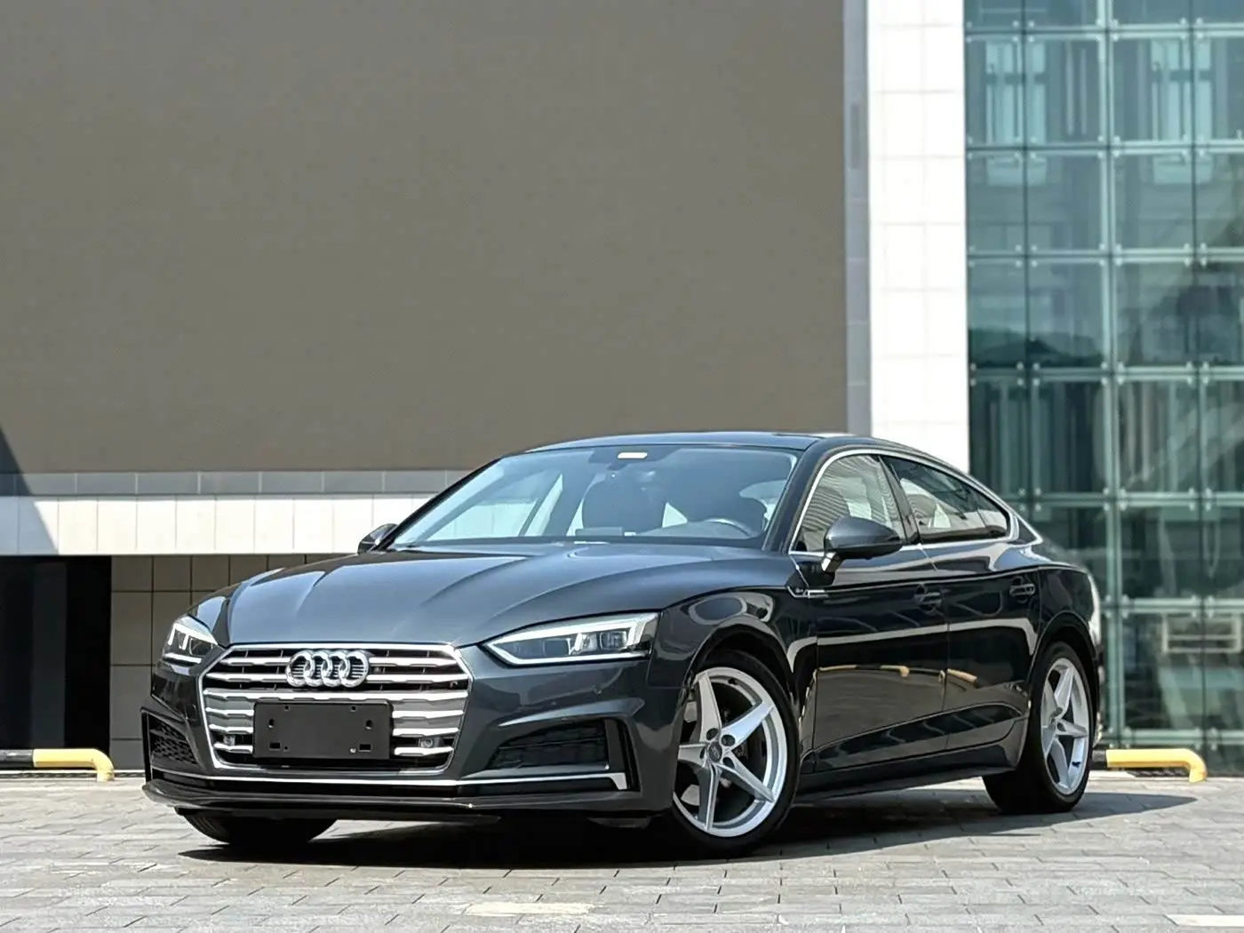 Audi A5 2019 — Фото 1/9