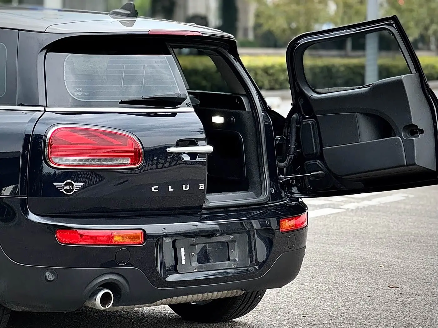 MINI CLUBMAN 2021 — Photo 9/13