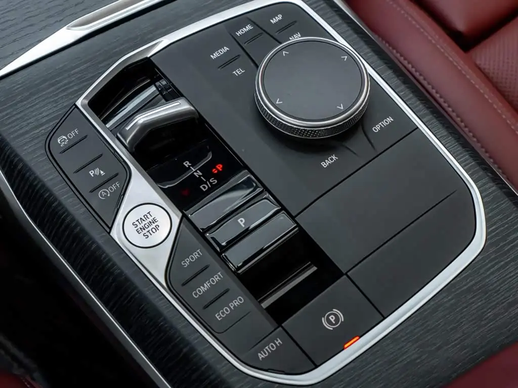 BMW 3 Series 2025 — Photo 20/20