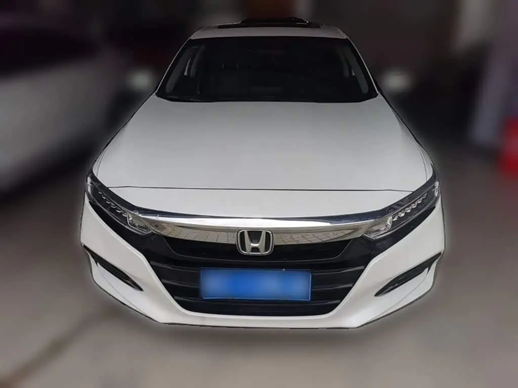 Honda Accord 2018 — Фото 5/20