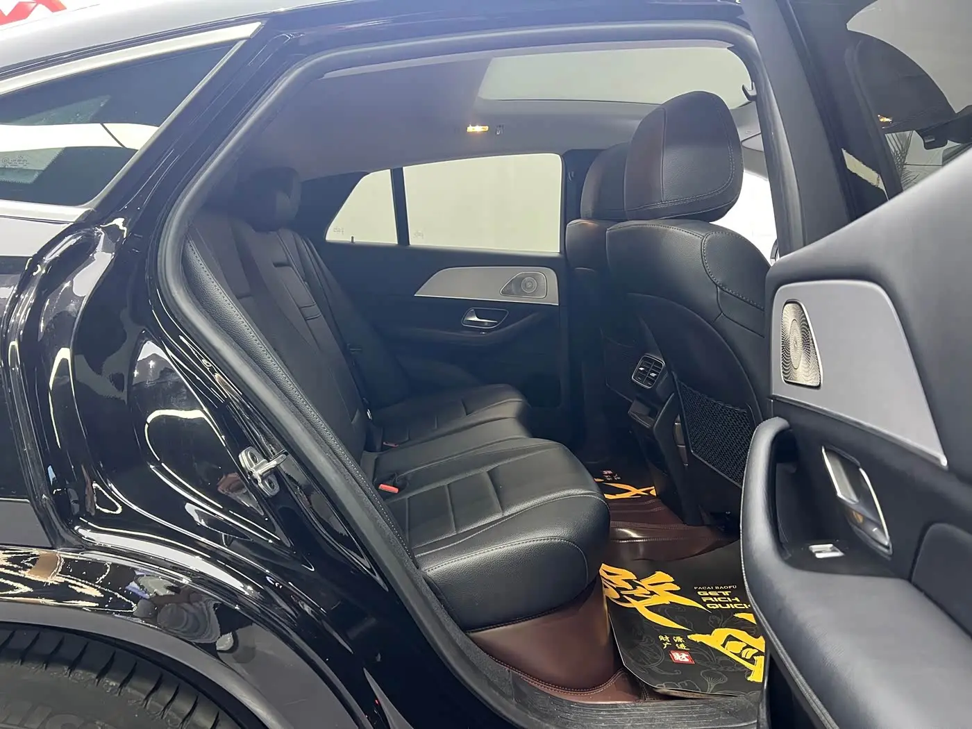 Mercedes-Benz GLE Coupe 2023 — Фото 12/18