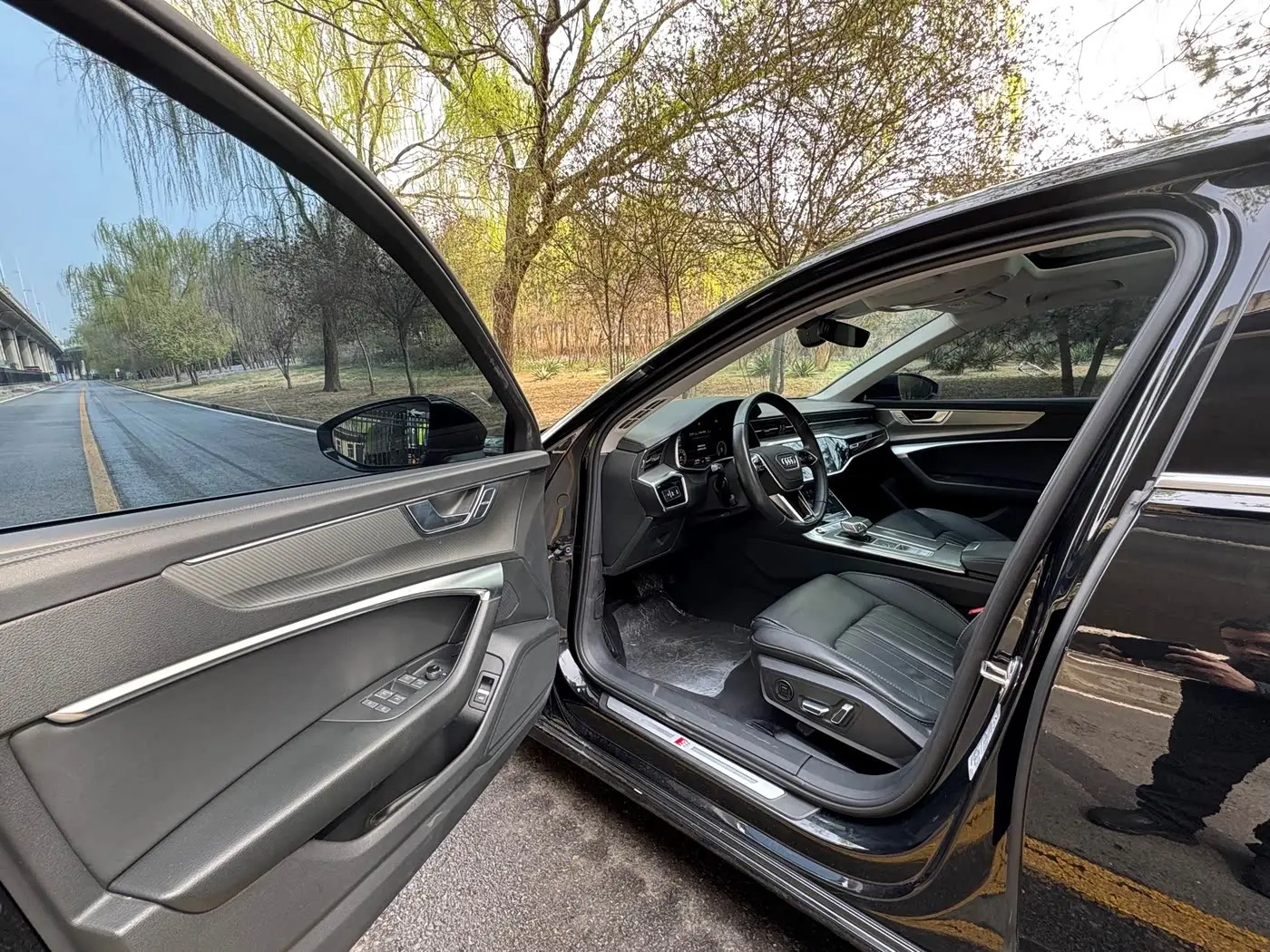 Audi A6L 2023 — Şəkil 15/16