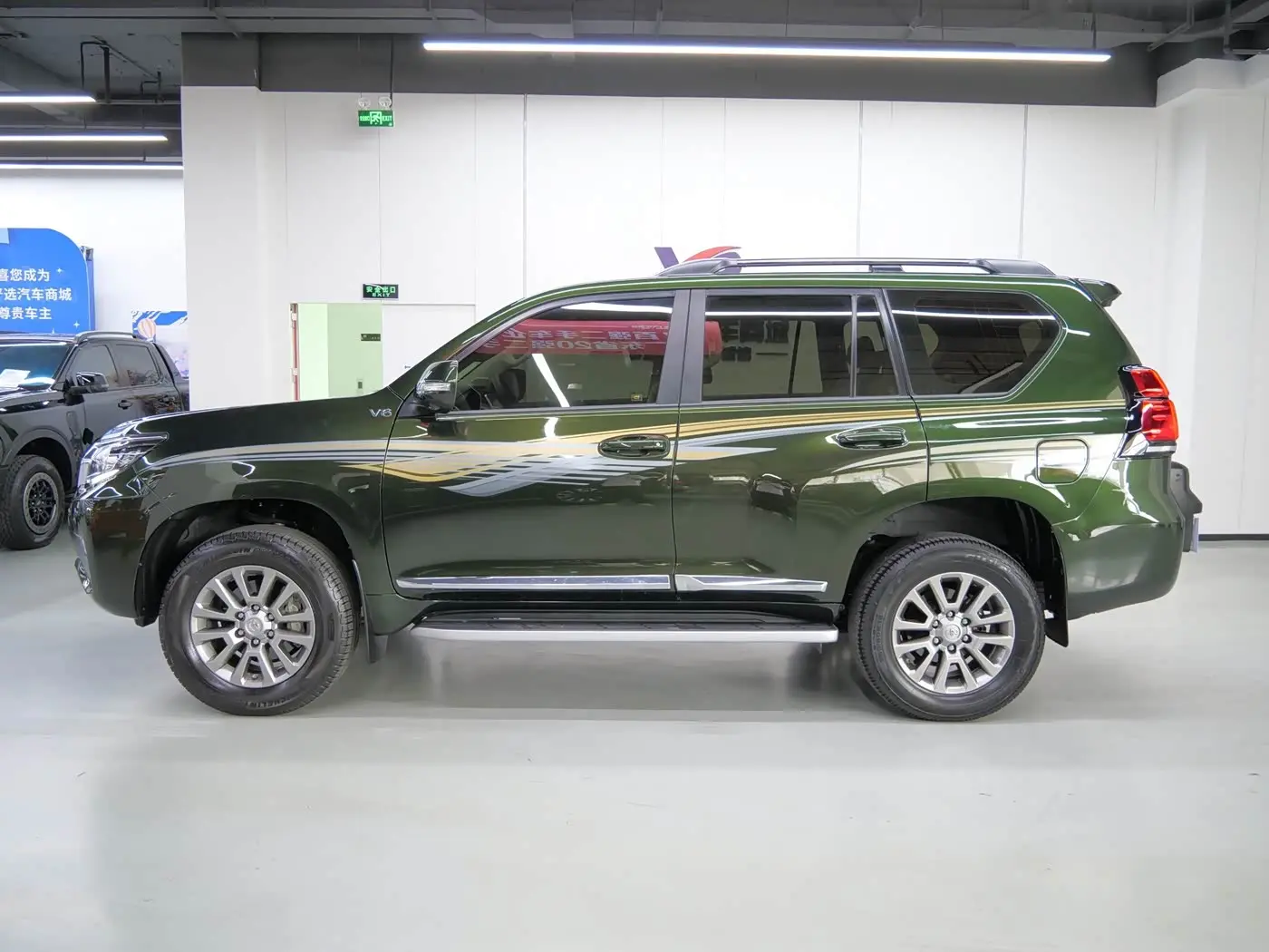 Toyota Prado 2019 — Фото 4/19