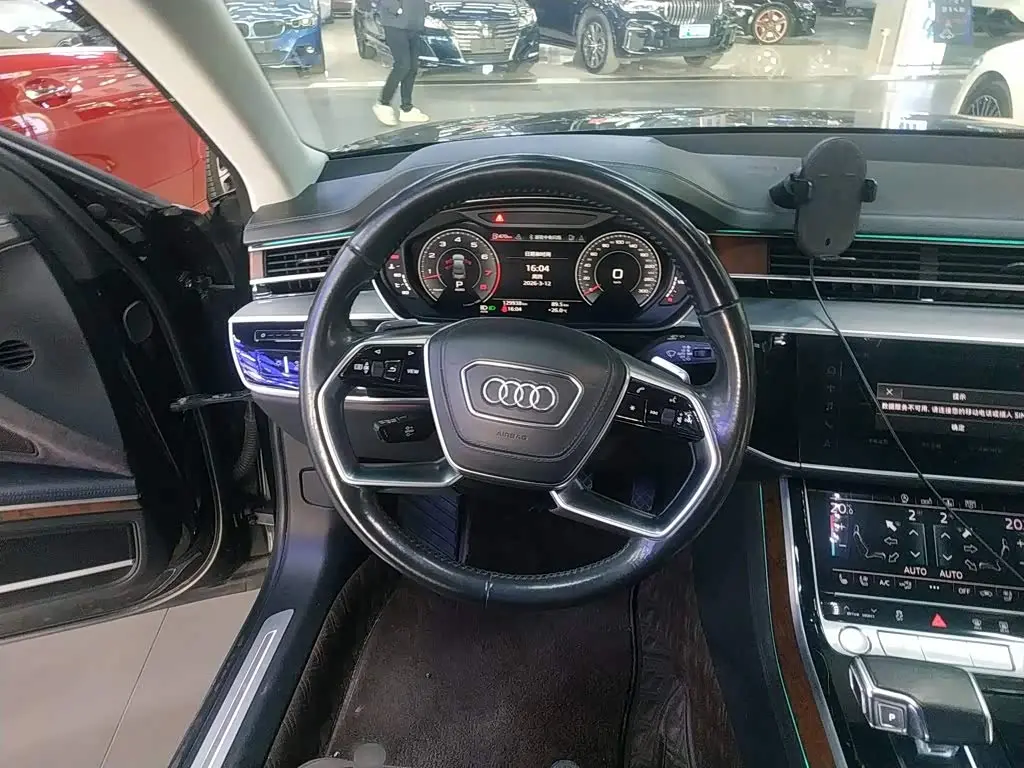 Audi A8 2019 — Şəkil 7/20