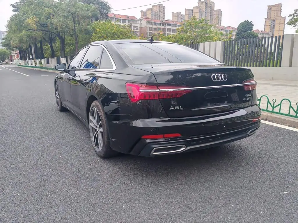 Audi A6L 2021 — Фото 6/10
