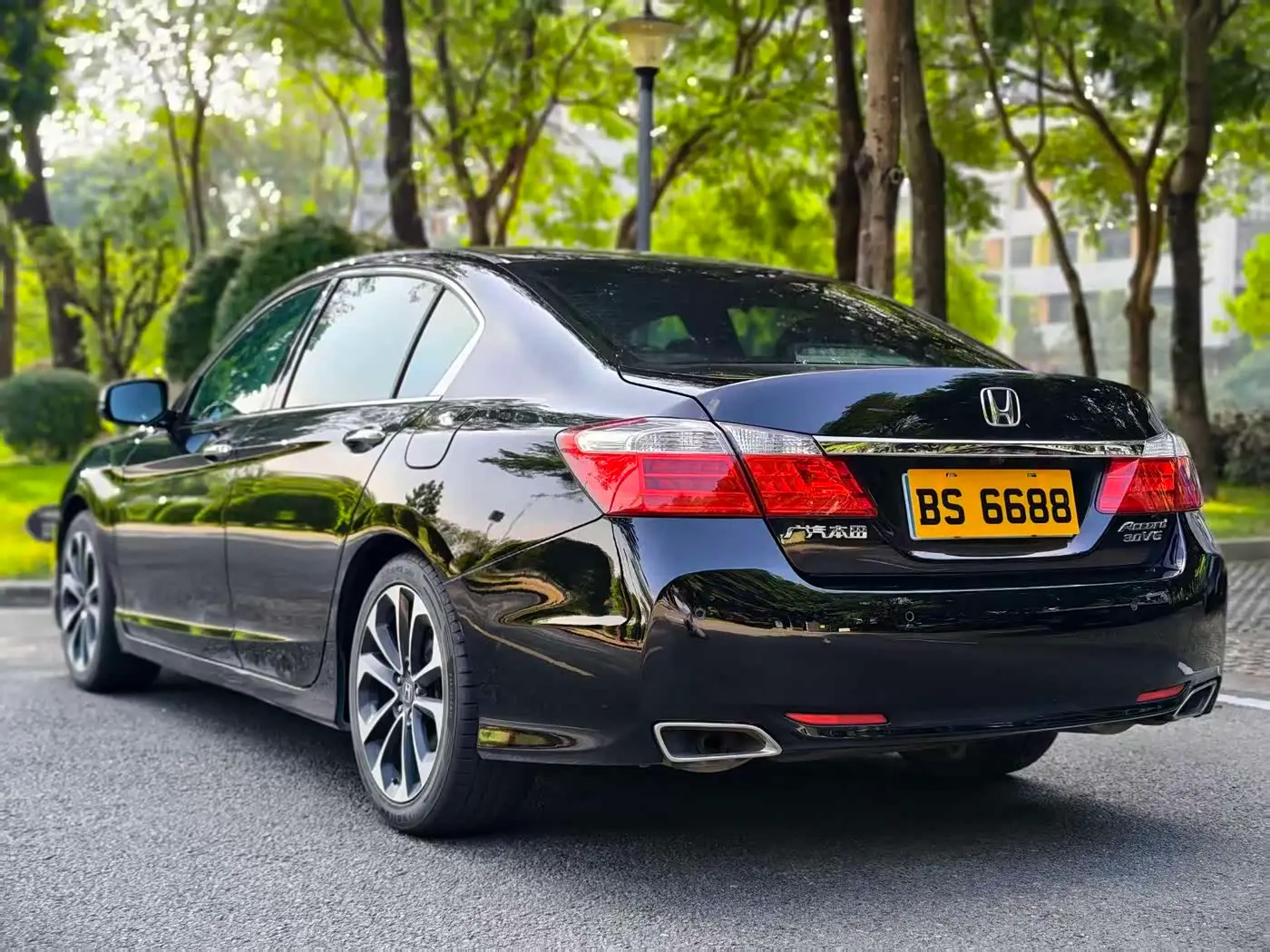 Honda Accord 2016 — Фото 10/20