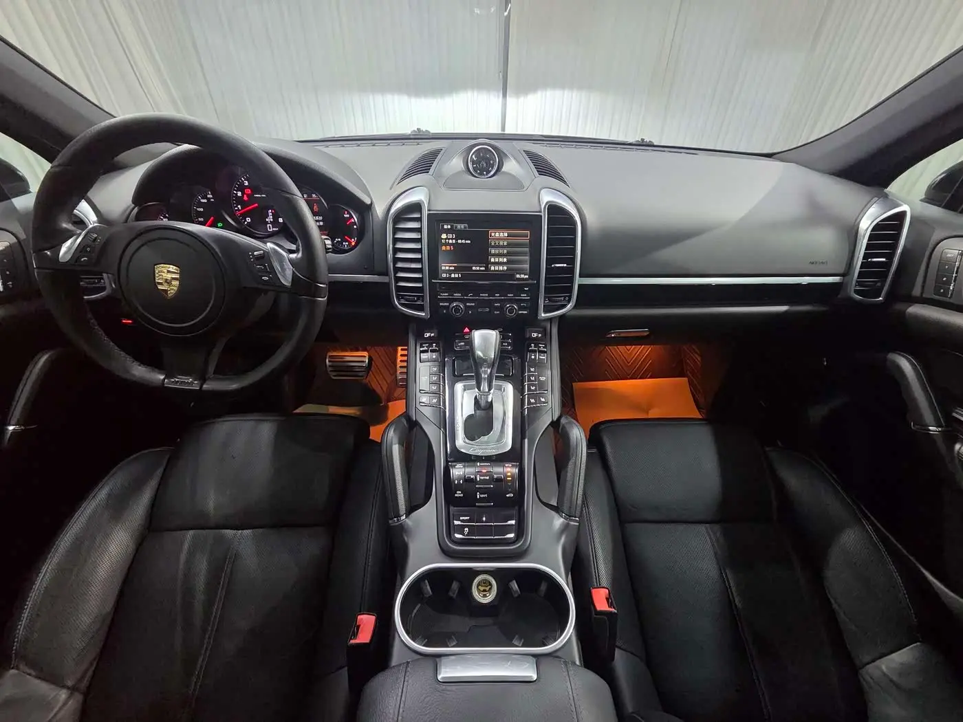 Porsche Cayenne 2014 — Фото 12/15