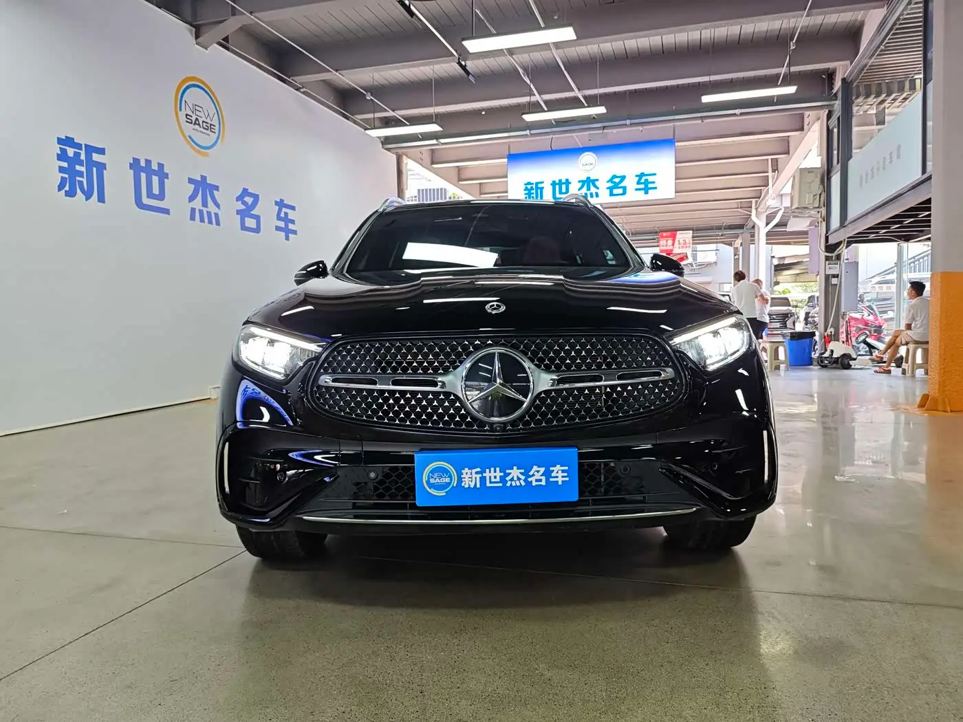 Mercedes-Benz GLC 2025 — Şəkil 2/17