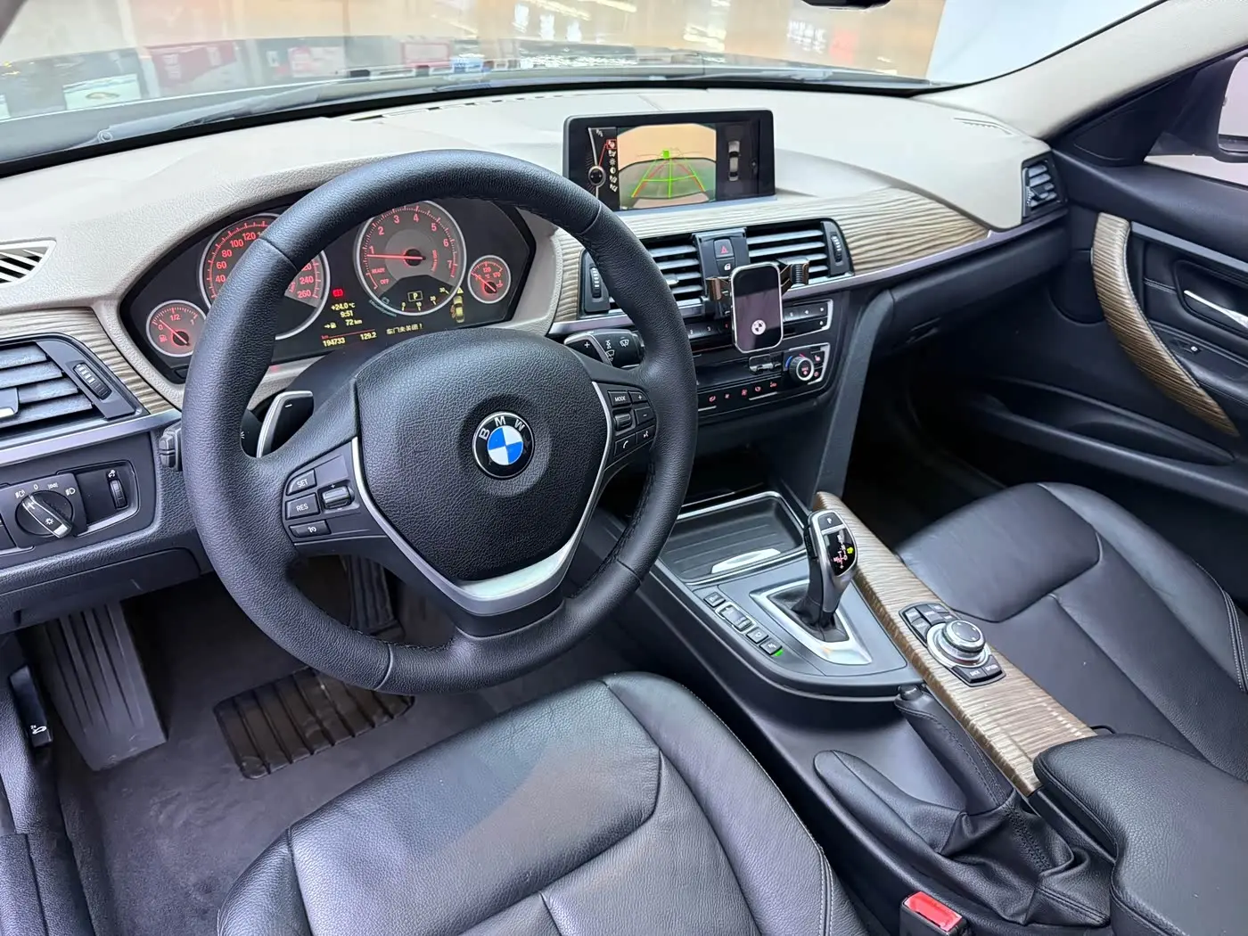 BMW 3 Series 2015 — Photo 6/11