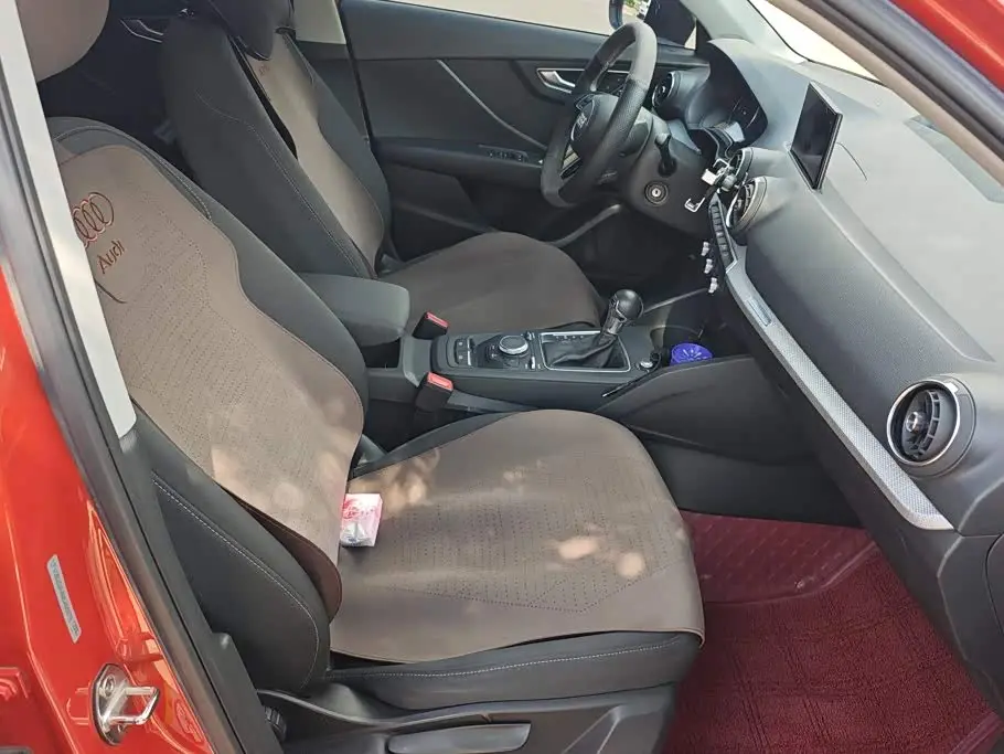 Audi Q2L 2021 — Photo 8/16