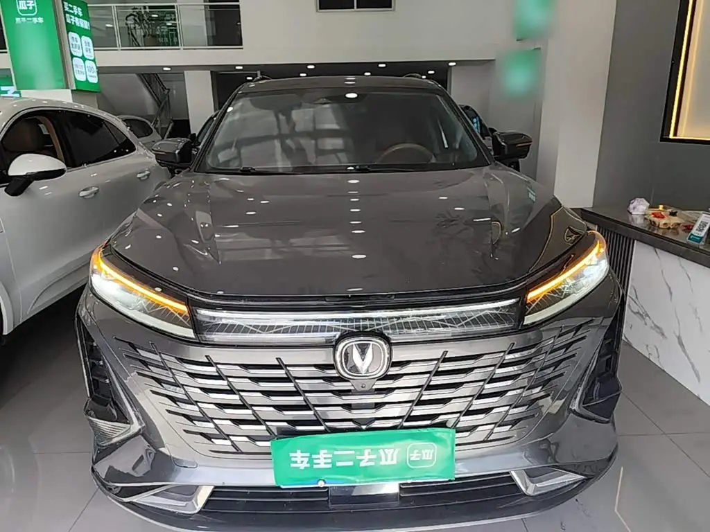 Changan CS75 PLUS 2023 — Фото 2/19