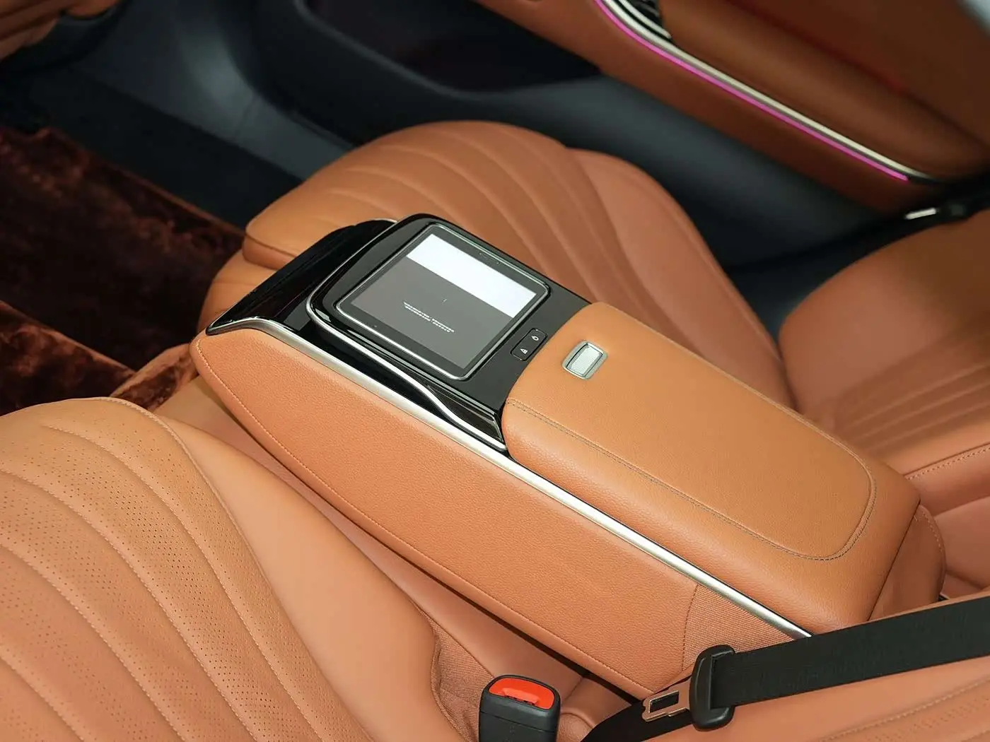 Mercedes-Benz S-Class 2021 — Photo 9/19