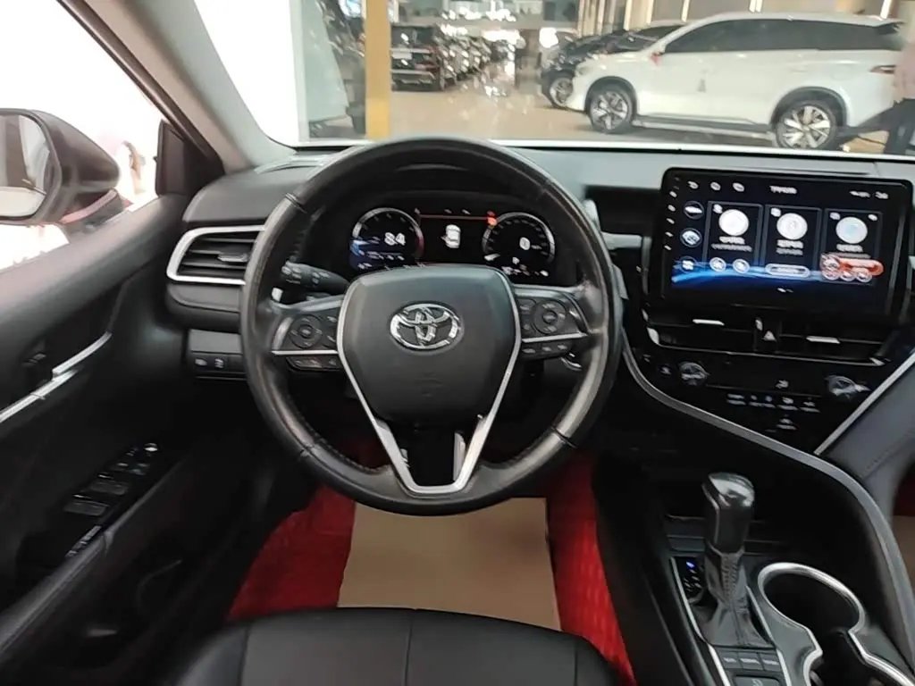 Toyota Camry 2022 — Şəkil 11/20