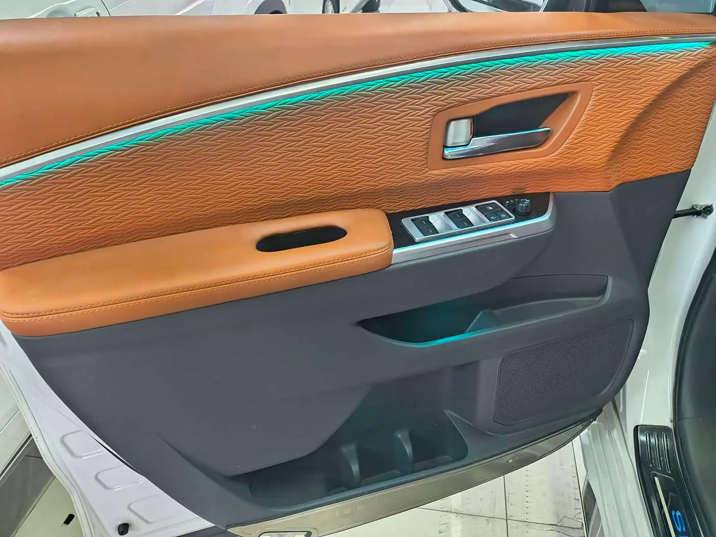 Toyota Sienna 2023 — Photo 7/20
