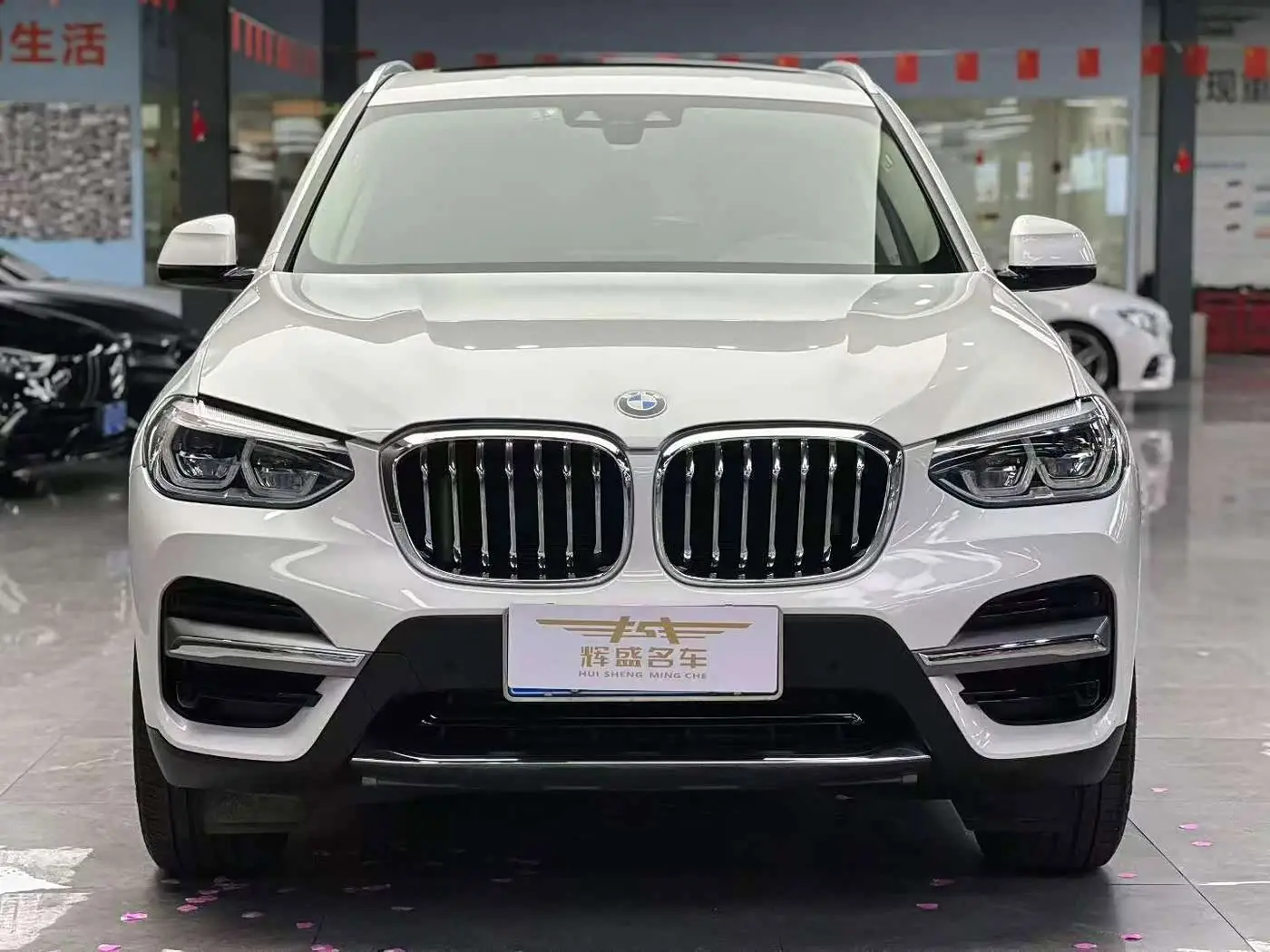 BMW X3 2021 — Фото 2/9