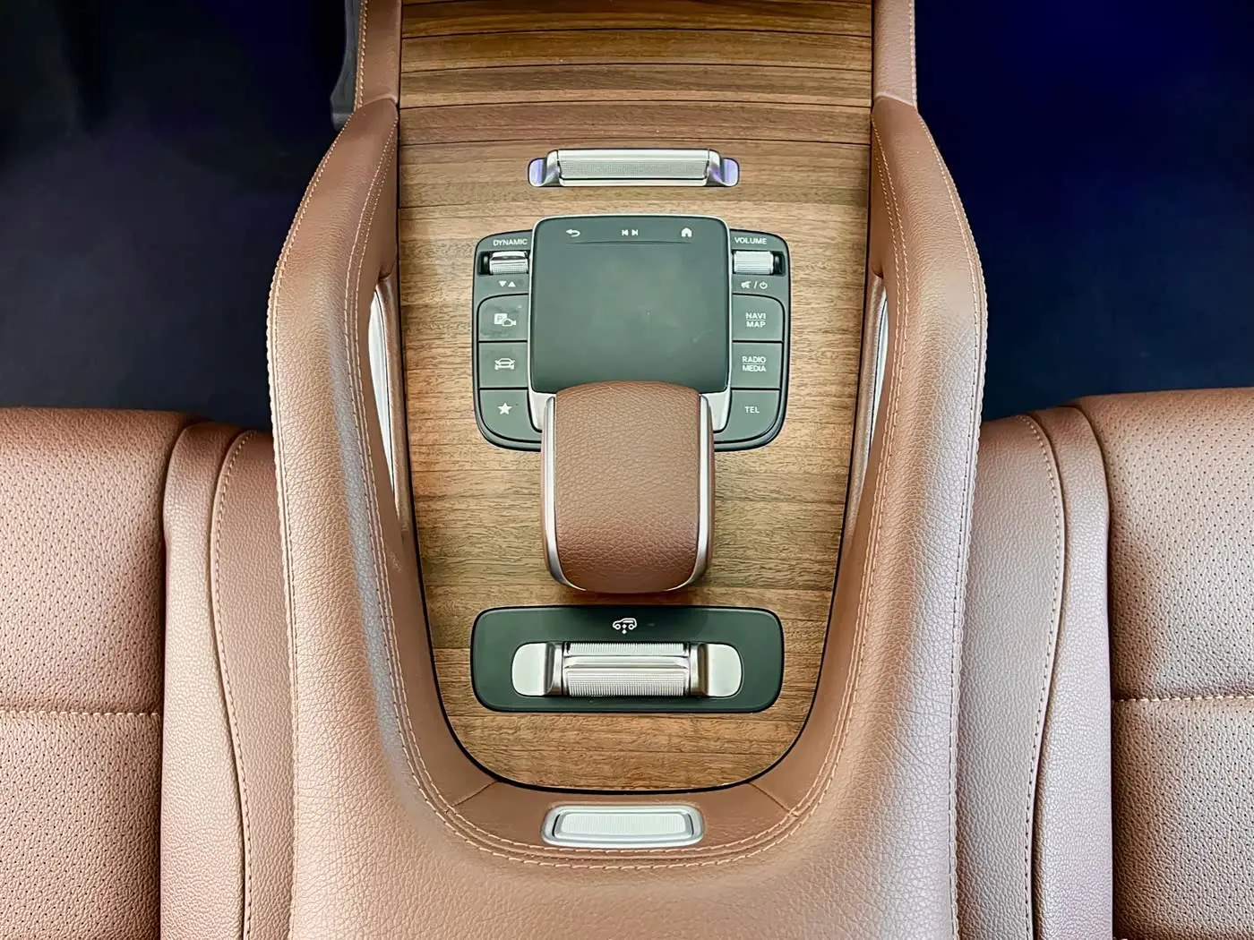 Mercedes-Benz GLS 2025 — Фото 19/20