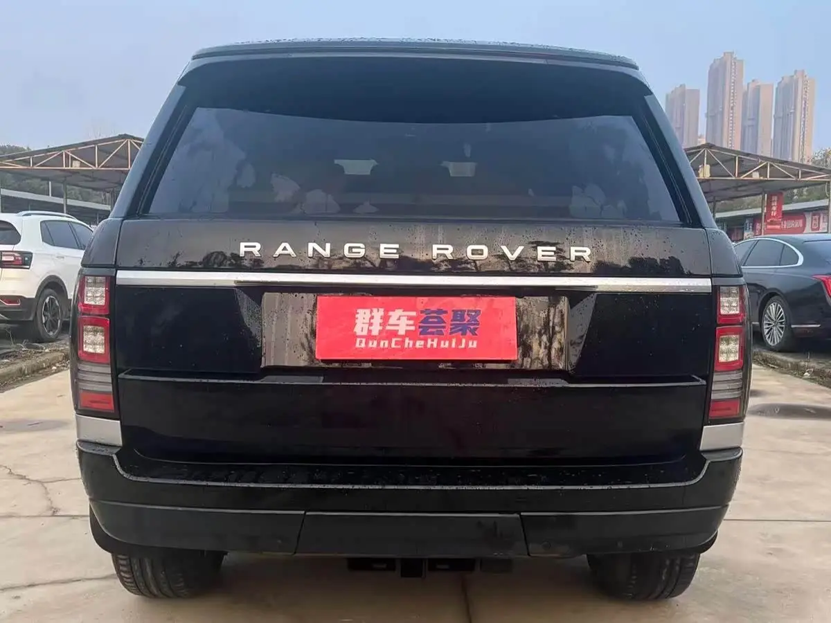 Land Rover Range Rover 2015 — Photo 18/20