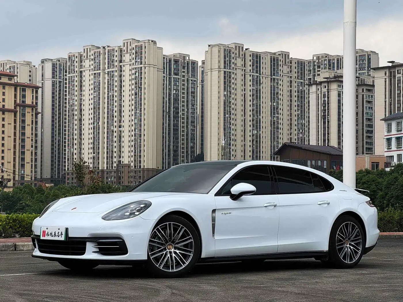 Porsche Panamera New Energy, 2019