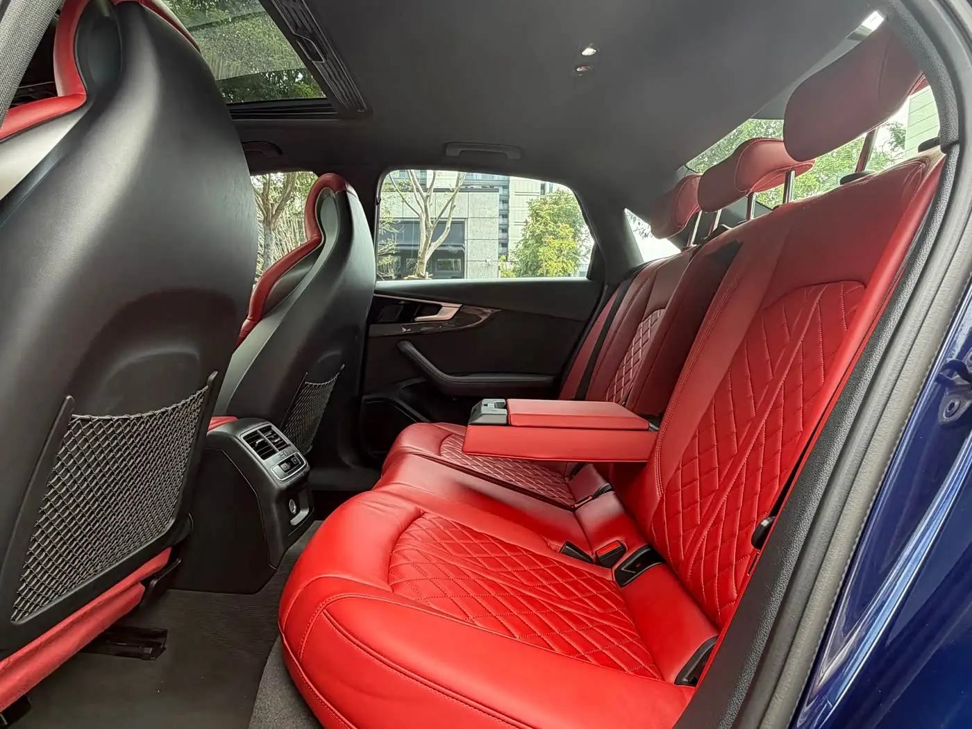 Audi S4 2024 — Photo 9/18