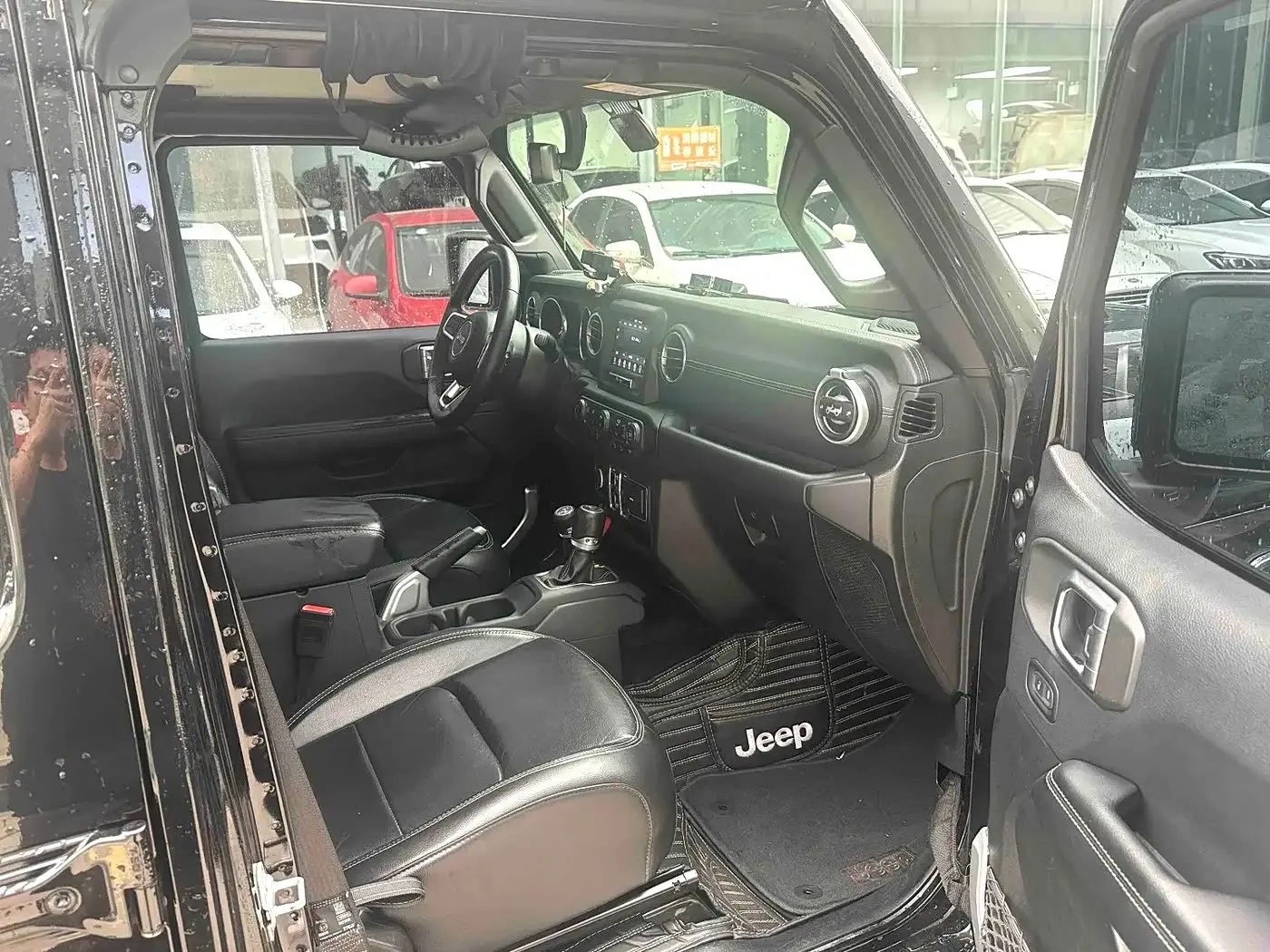 Jeep Wrangler 2019 — Photo 6/9