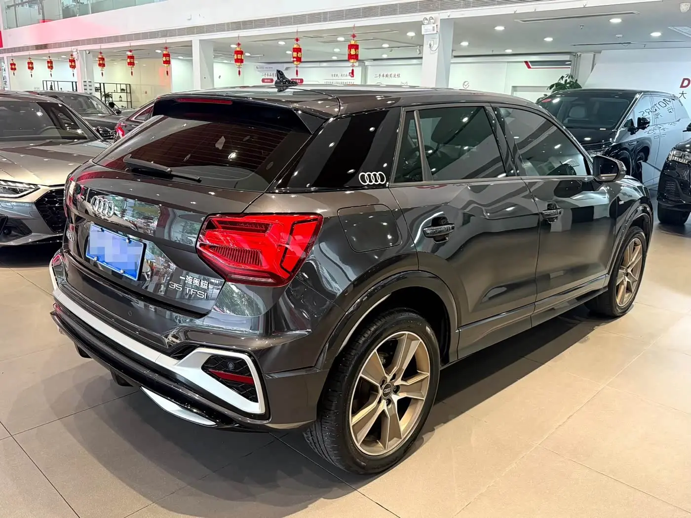 Audi Q2L 2022 — Photo 4/20