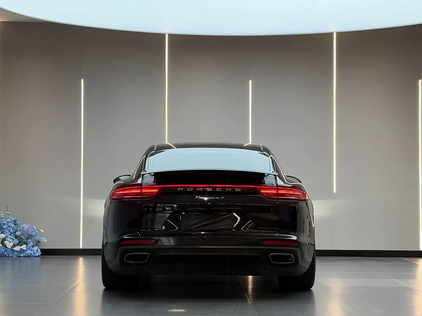 Porsche Panamera 2017 — Photo 12/13
