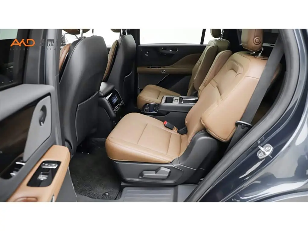 Lincoln Aviator 2020 — Photo 7/11