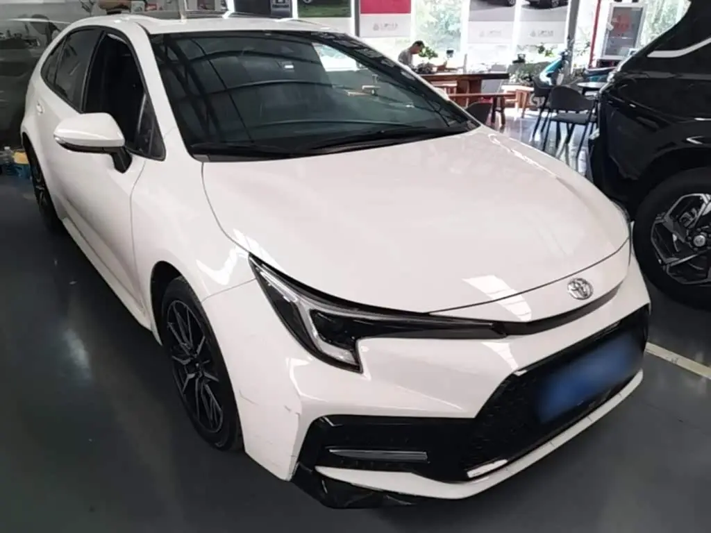 Toyota Levin 2024 — Photo 4/20