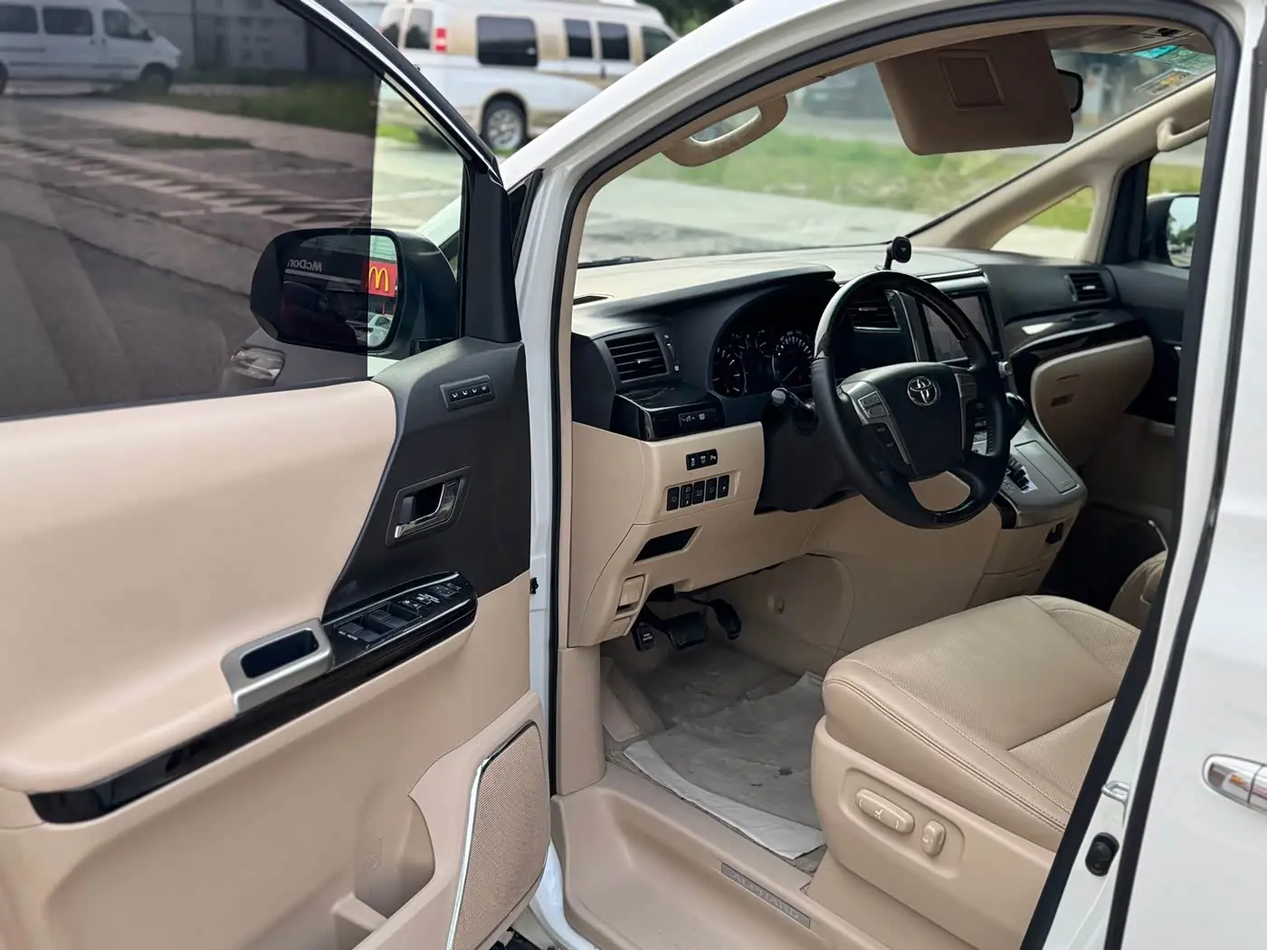 Toyota Alphard 2012 — Фото 15/20