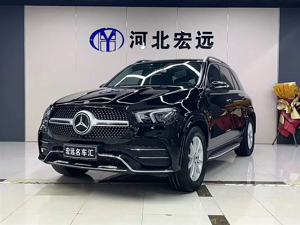 Mercedes-Benz GLE 2021 — Photo 1/14
