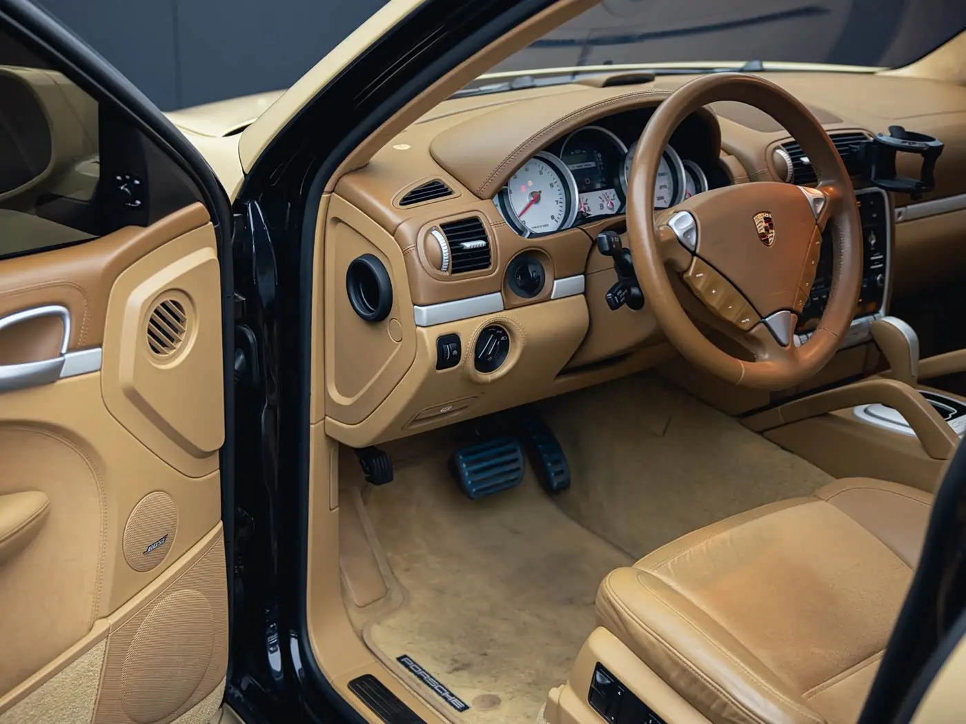 Porsche Cayenne 2008 — Photo 15/20
