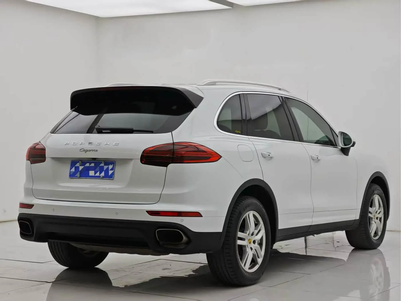 Porsche Cayenne 2016 — Photo 10/10