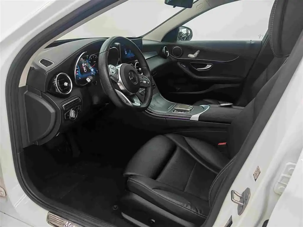 Mercedes-Benz C-Class 2021 — Фото 9/9