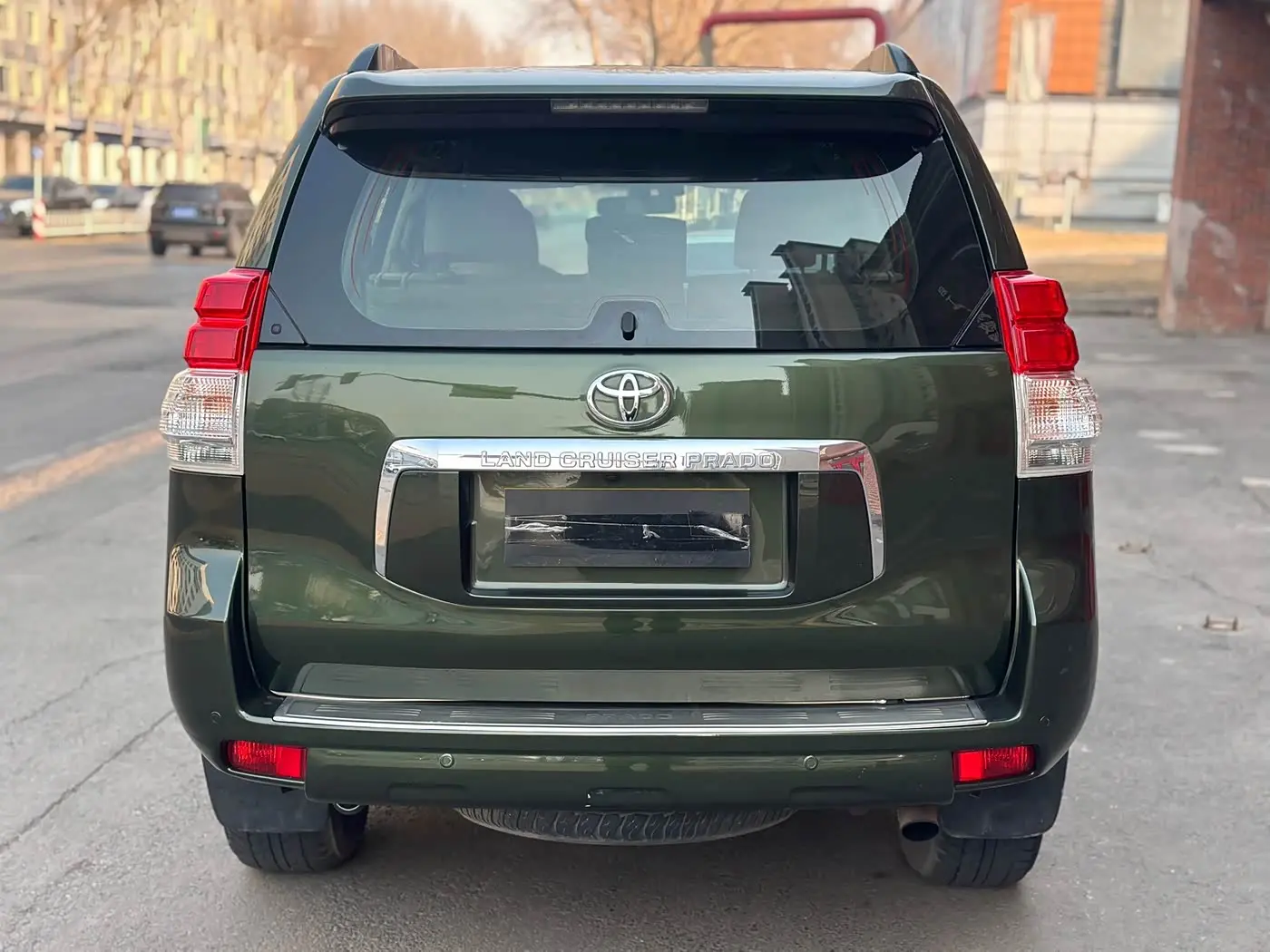 Toyota Prado 2012 — Photo 10/11