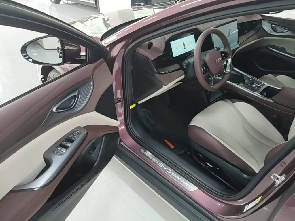 BYD Seal 2023 — Şəkil 16/20