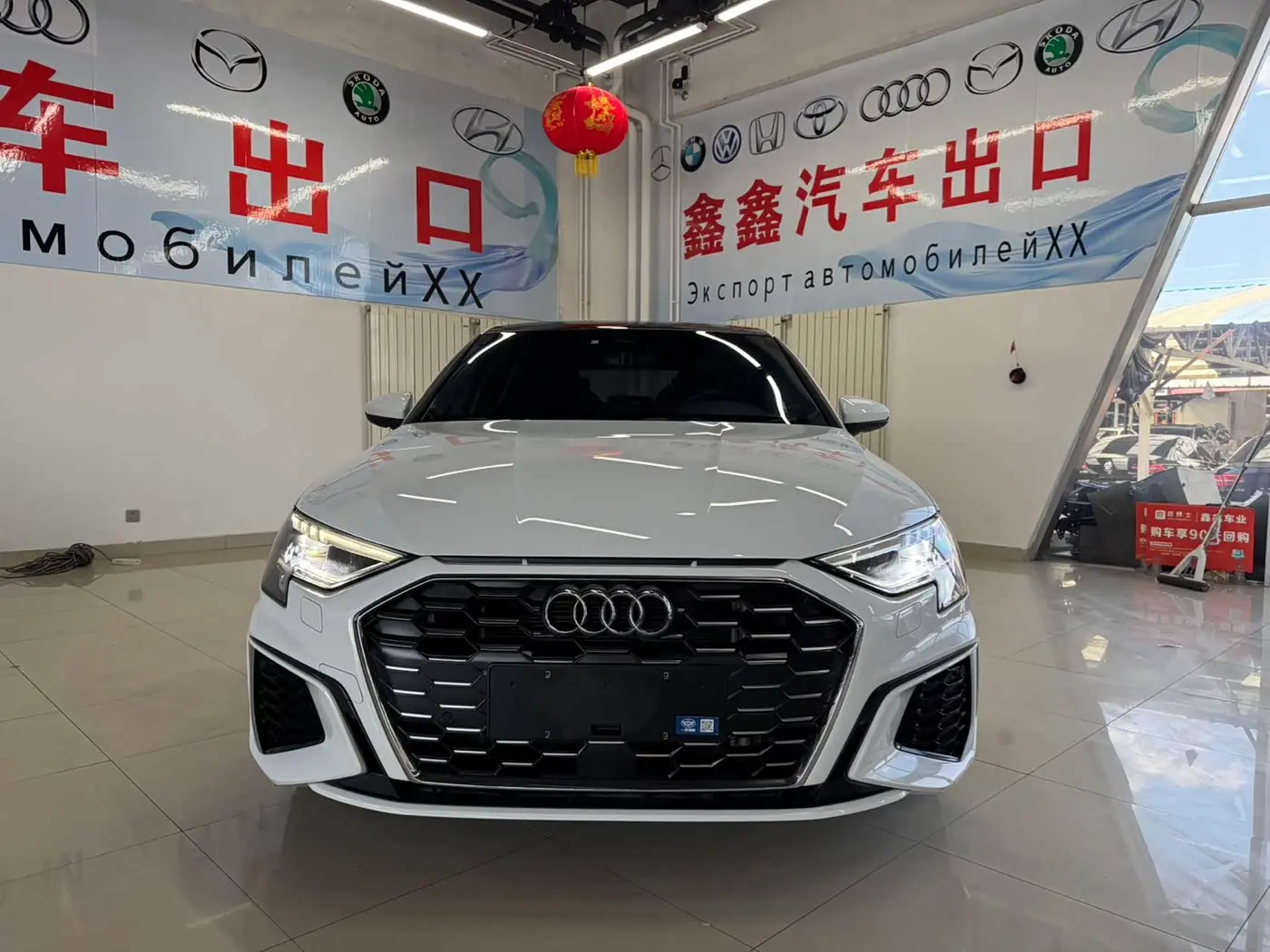 Audi A3 2022 — Photo 2/16