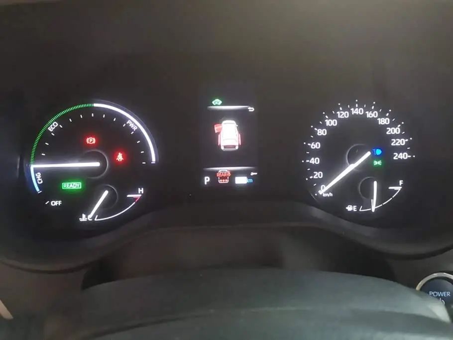 Toyota Granvia 2024 — Photo 14/16