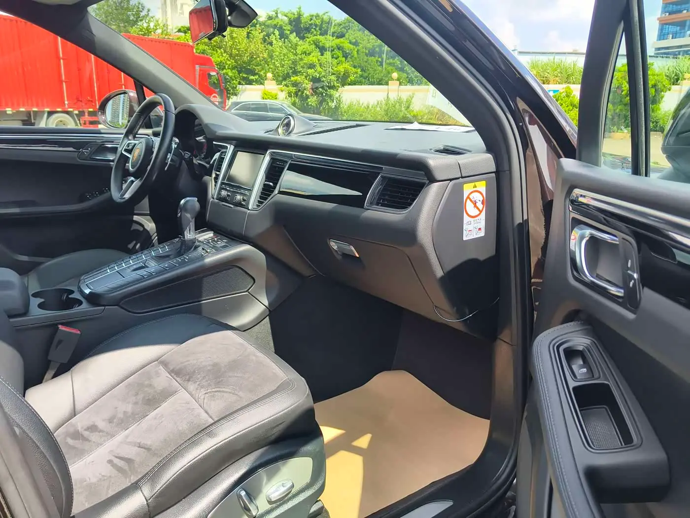 Porsche Macan 2015 — Şəkil 9/19