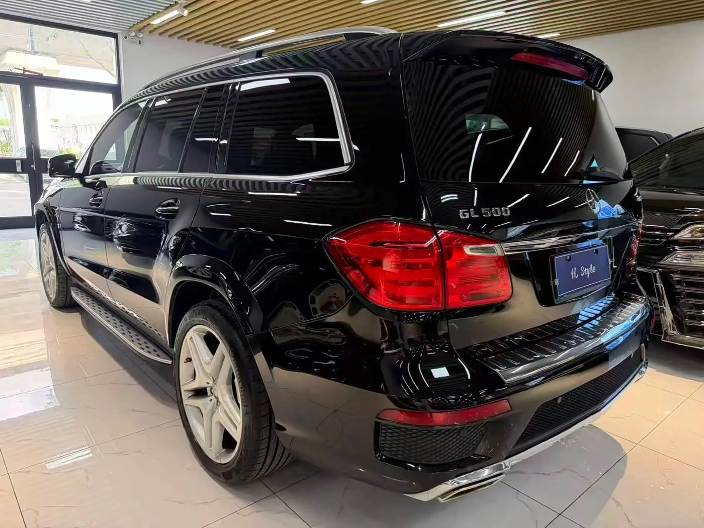 Mercedes-Benz GL-Class 2014 — Photo 4/15