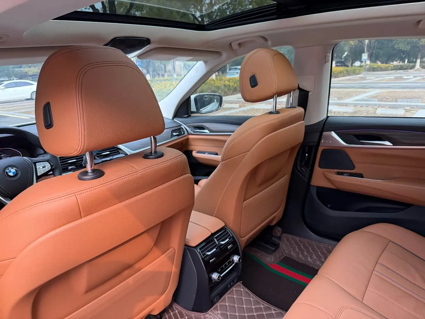 BMW 6 Series GT 2024 — Photo 6/20