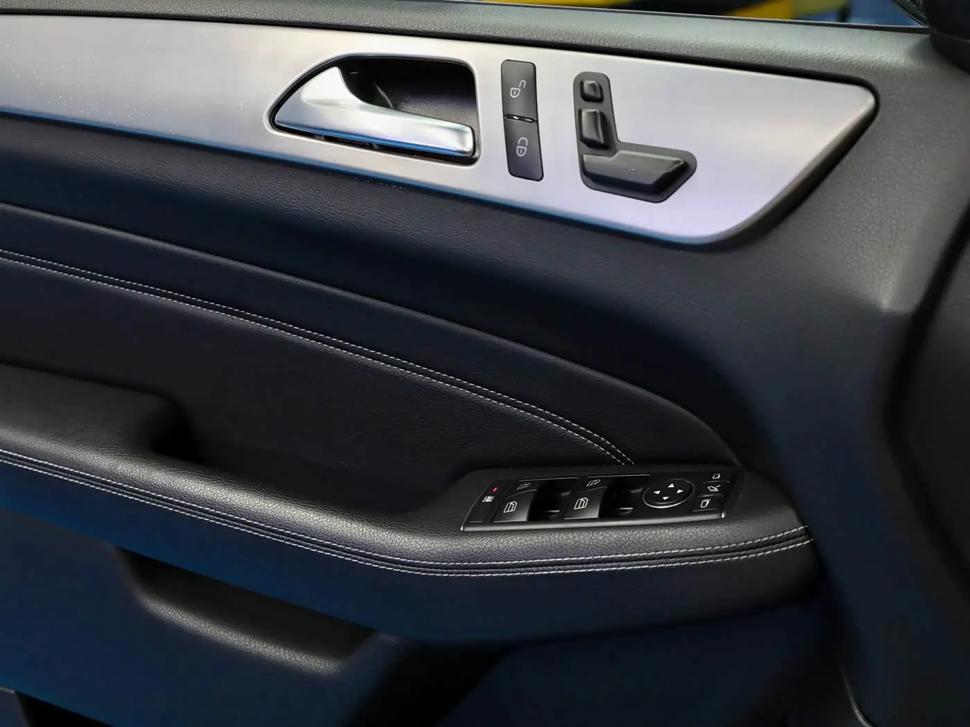 Mercedes-Benz M-Class 2013 — ფოტო 18/20