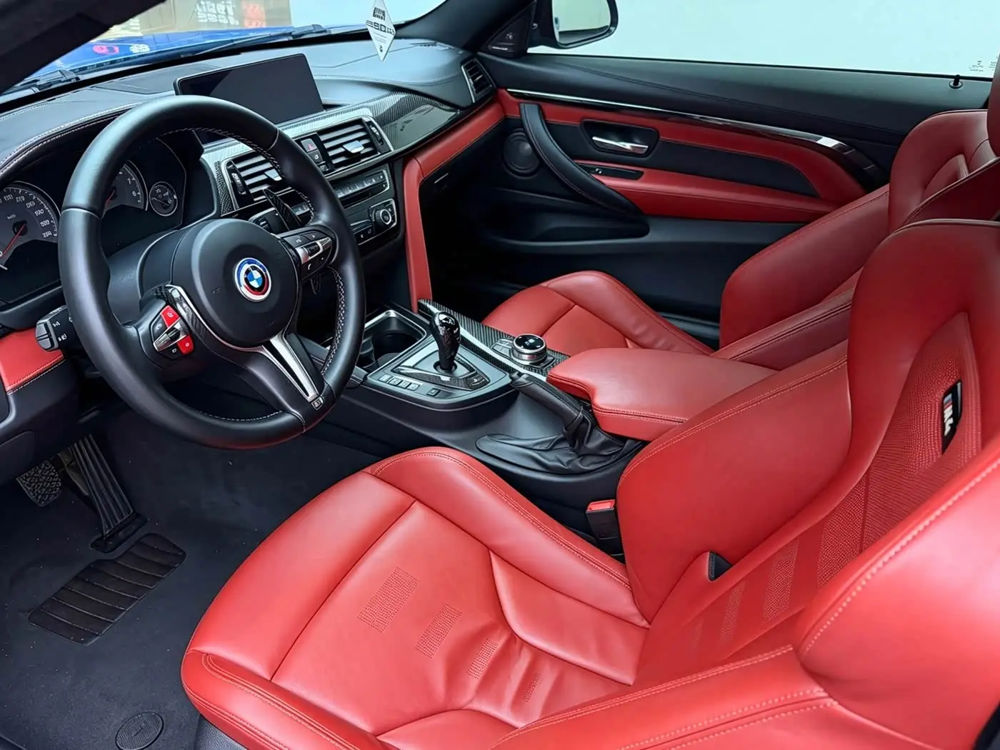 BMW M4 2018 — Photo 13/20