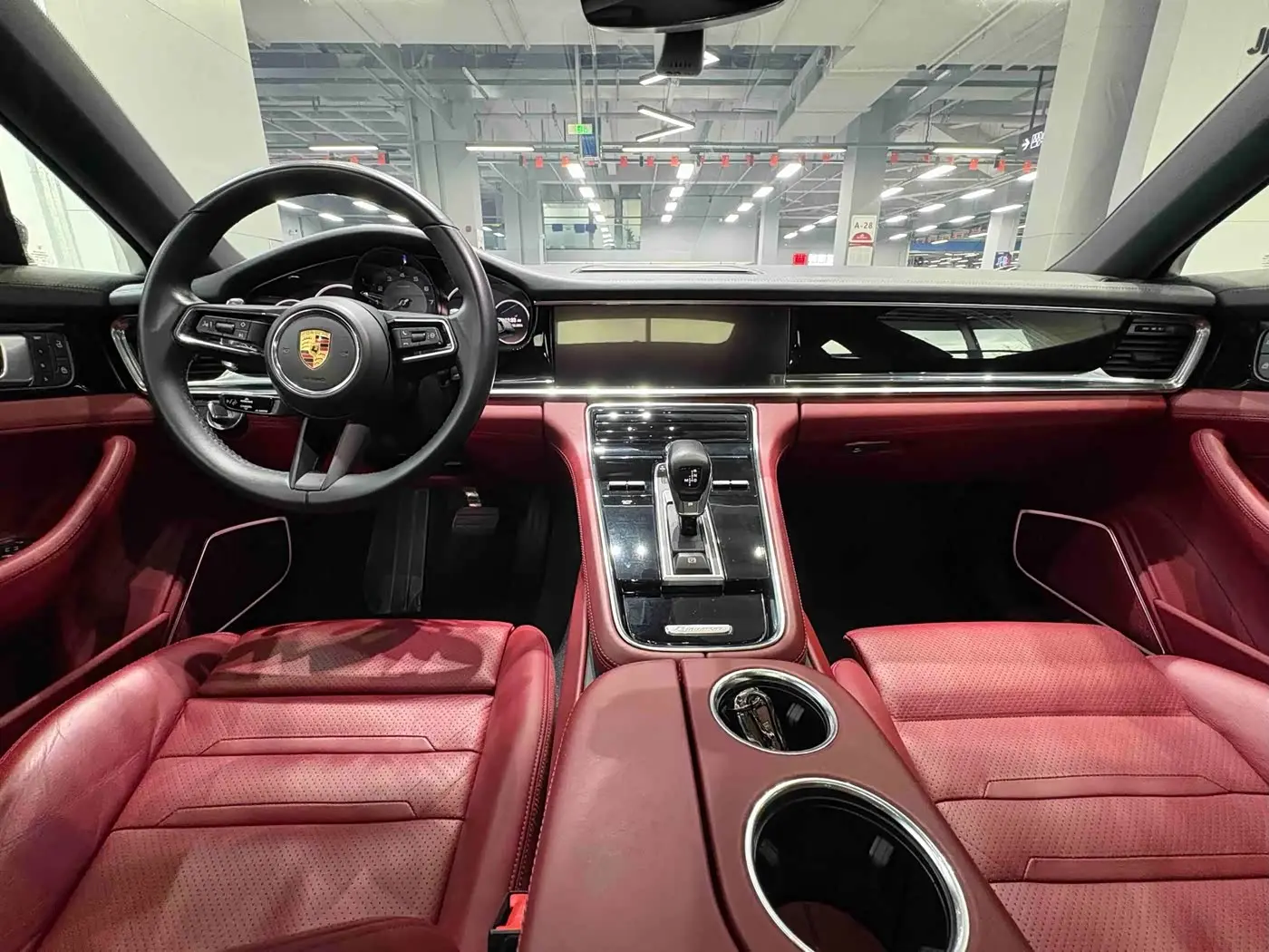 Porsche Panamera 2022 — Photo 9/20