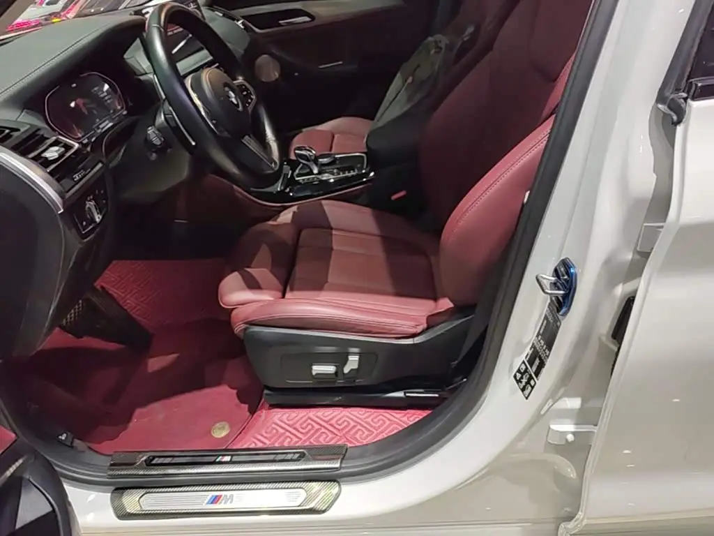 BMW X4 2022 — Şəkil 16/20